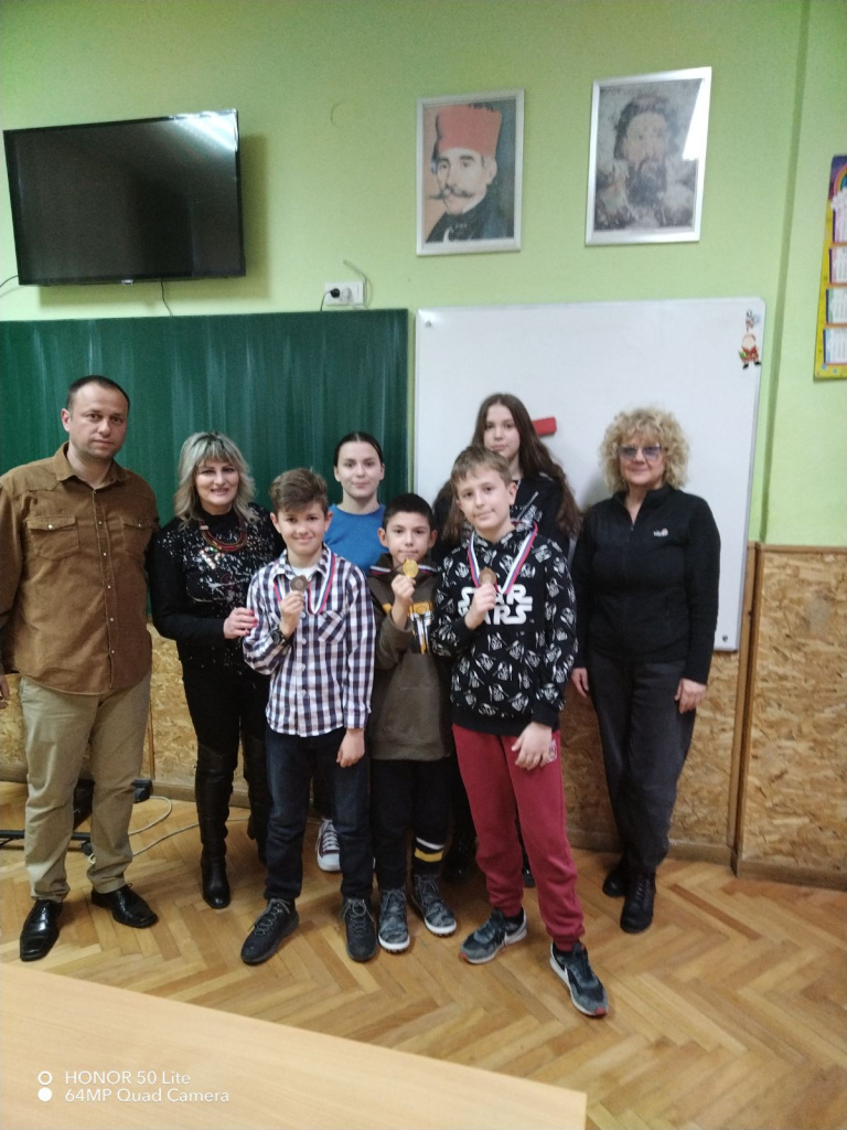 IMG-79d2db5529e2d58c8a927f2e5dc42947-V.jpg IMG-79d2db5529e2d58c8a927f2e5dc42947-V.jpg